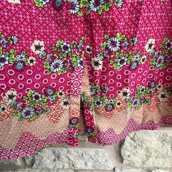 Daniel Rainn Woman’s Tank top pink pintuck front Size Small - Picture 3 of 7